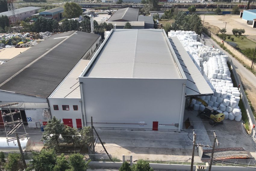 industrial spaces for material debaling